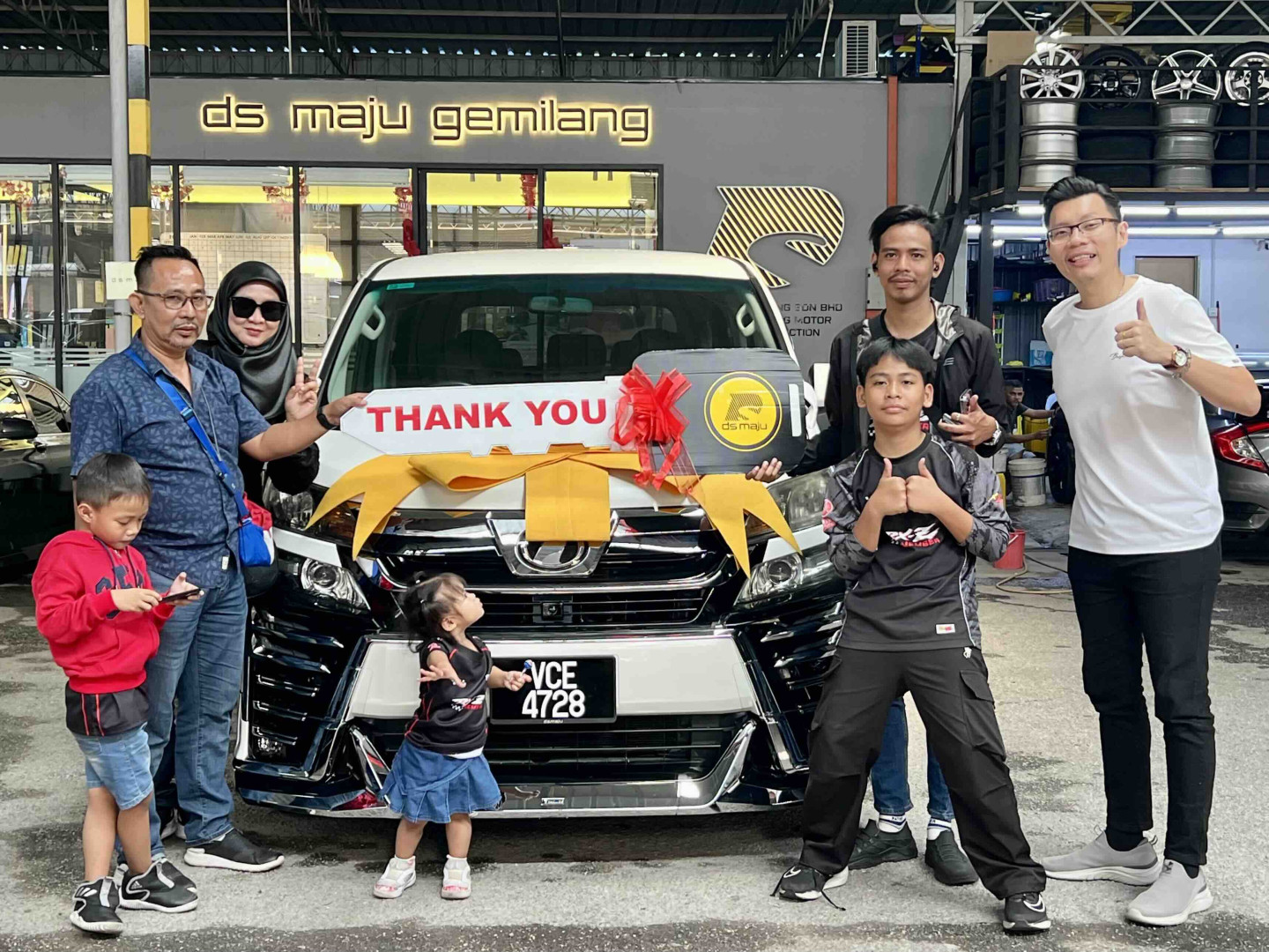 Toyota Vellfire | Thank you for choosing DS MAJU. Your support means a lot to us!