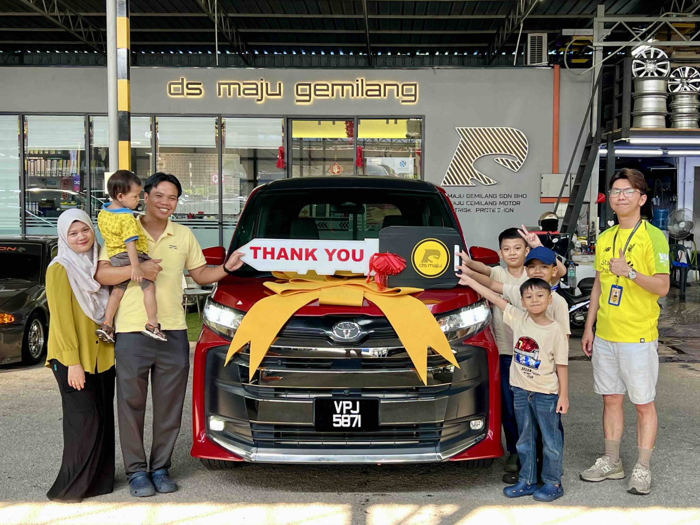 Toyota Noah | Thank you for choosing DS MAJU. Your support means a lot to us!
