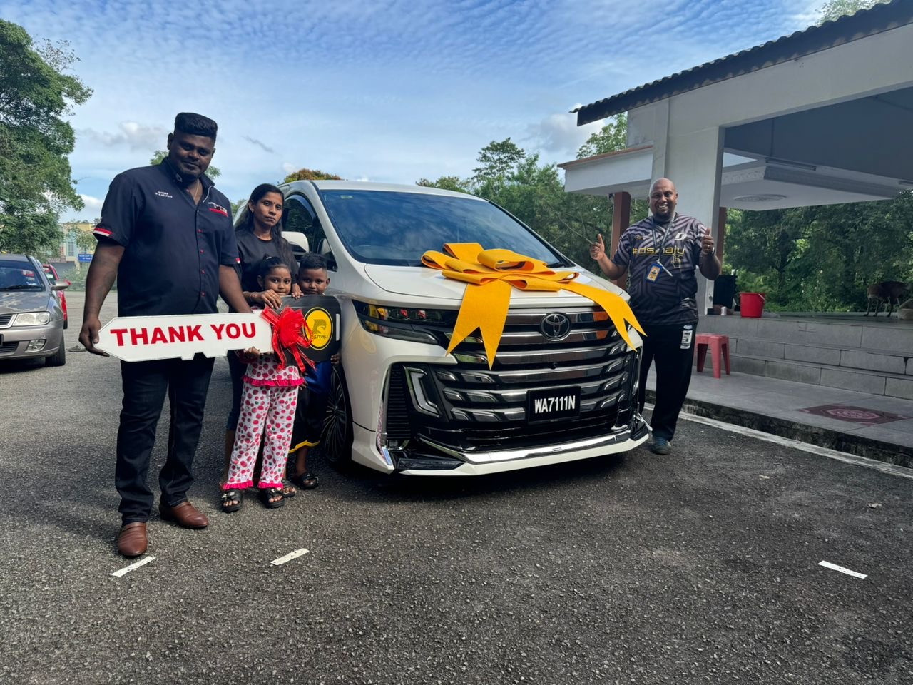 Toyota Vellfire | Thank you for choosing DS MAJU. Your support means a lot to us!