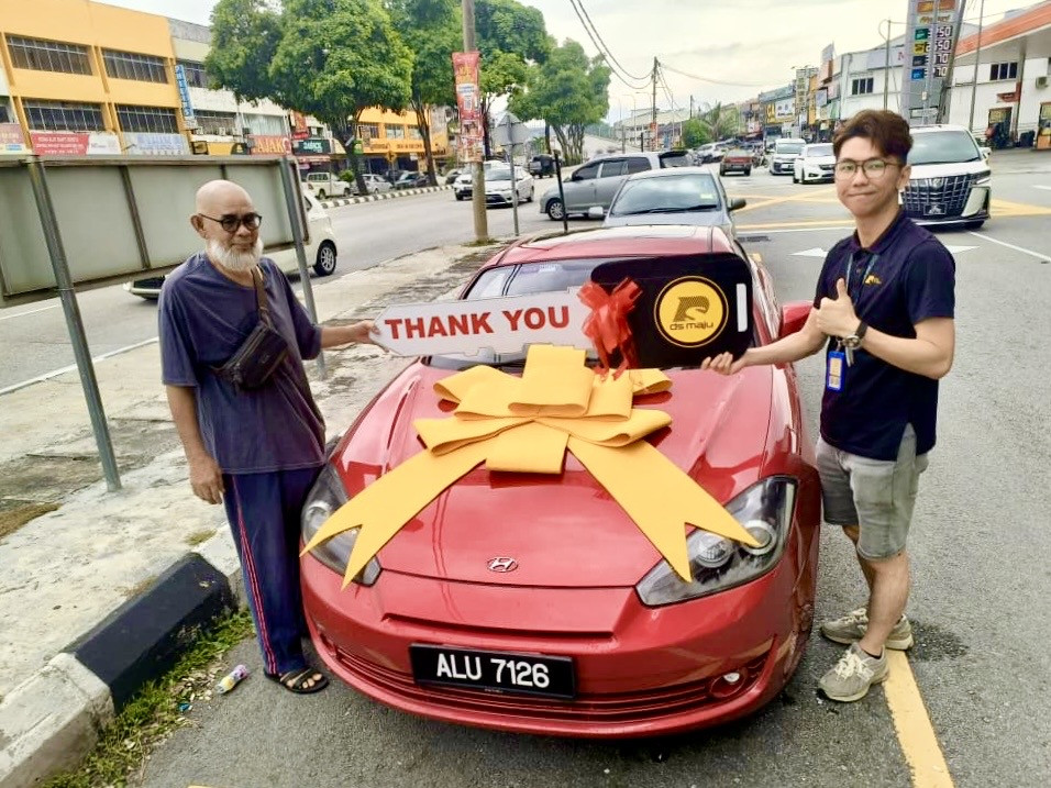 Hyundai Coupe : Baru kenal kc 1 minggu macam sudah kenal lama. sangat peramah. sabar Dan layan saya baik. terimah kasih