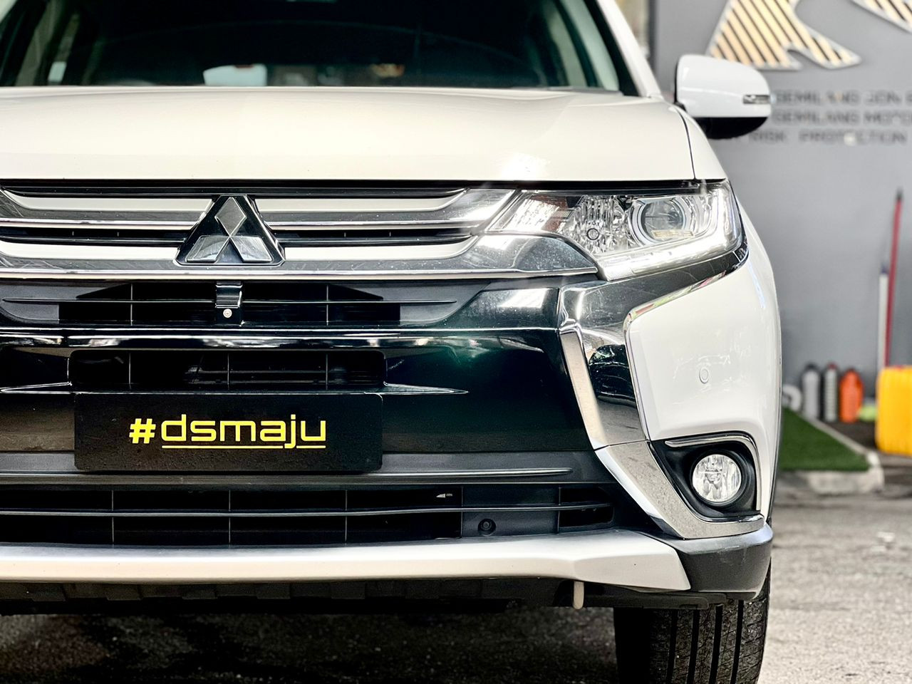 Mitsubishi Outlander 4WD