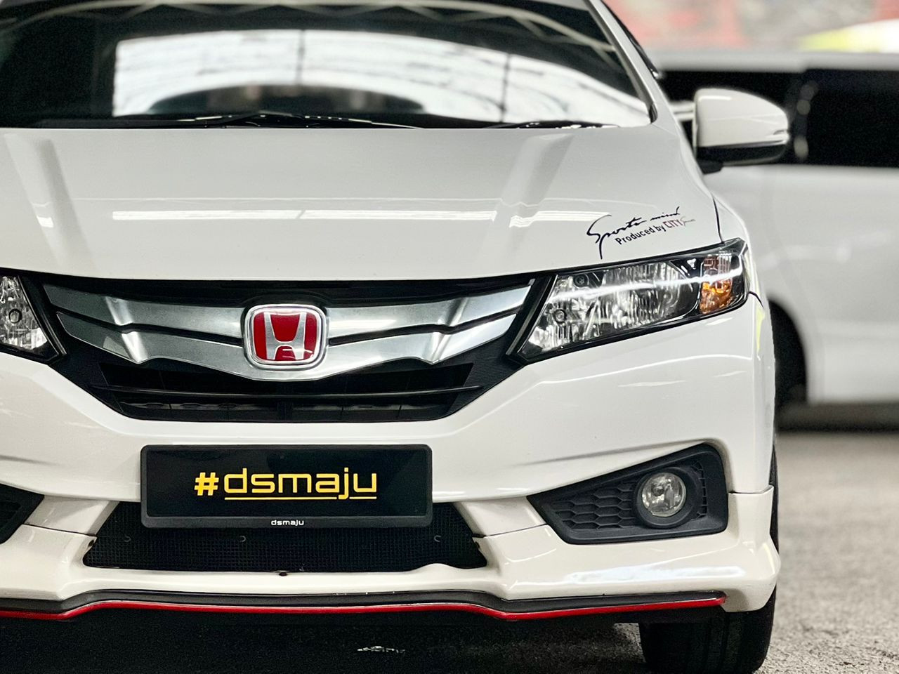 Honda City V