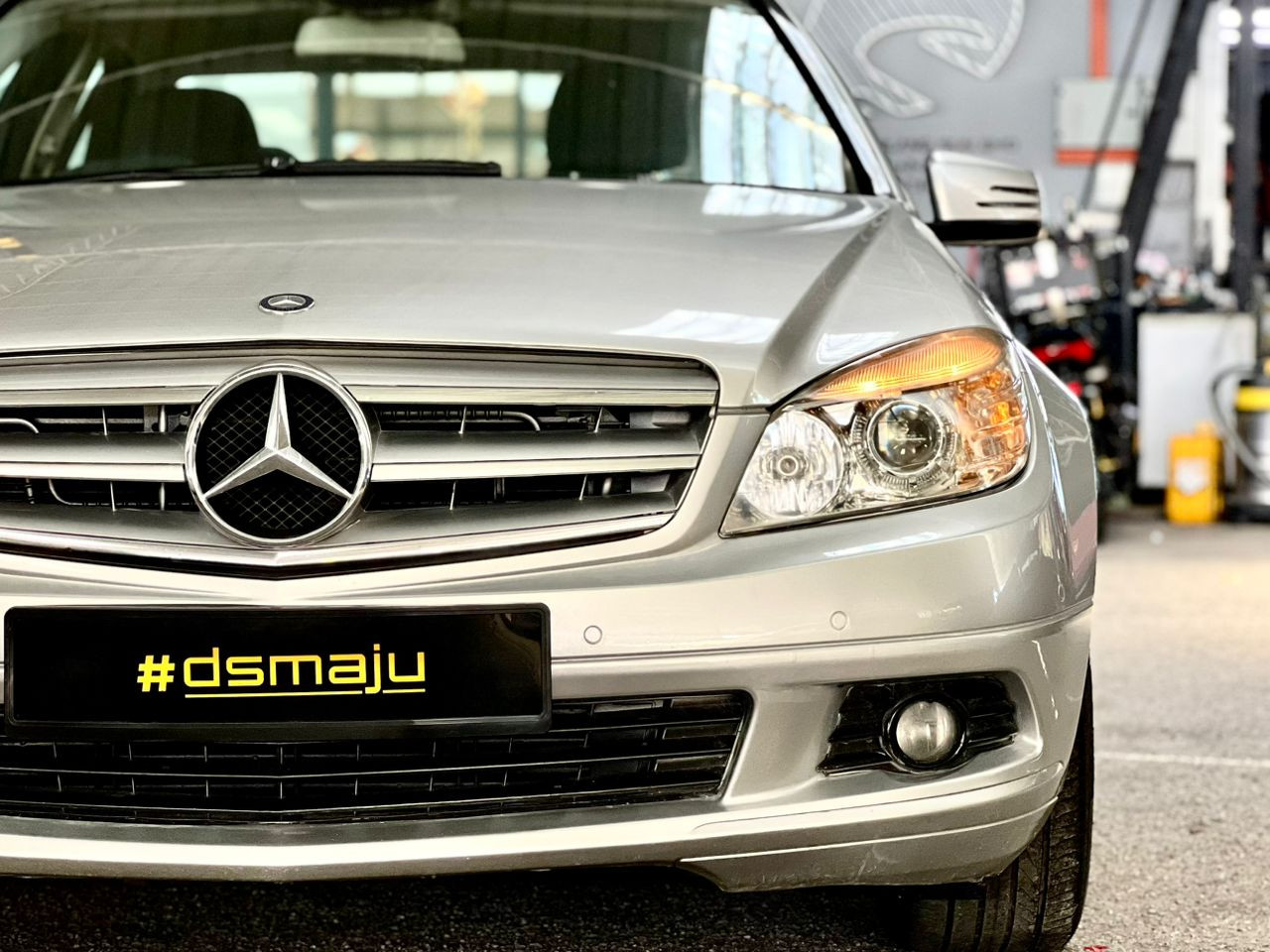 Mercedes-Benz W204 C180 BlueEffcy CGi
