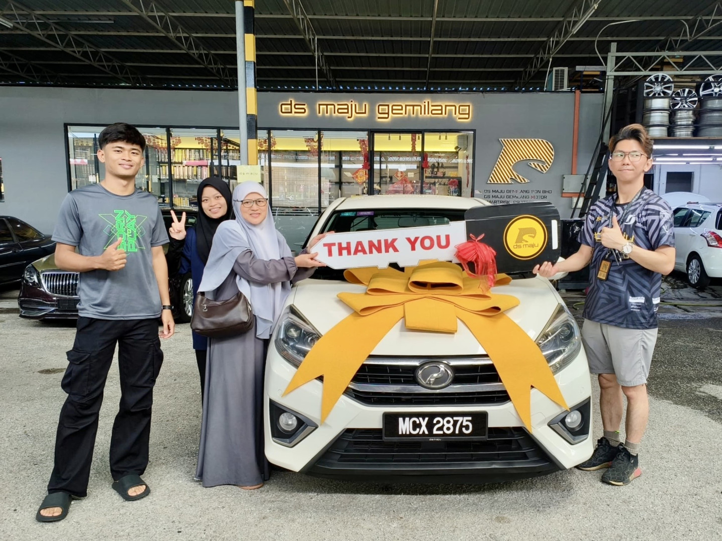 Perodua Axia : Urusan mudah dan cepat. KC jawab semua soalan yang ditanya. Mantap