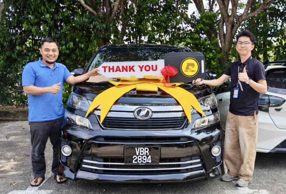 Toyota Vellfire : DS Maju is truly professional and willing to take responsibility if there is any issue with the car even after purchase.