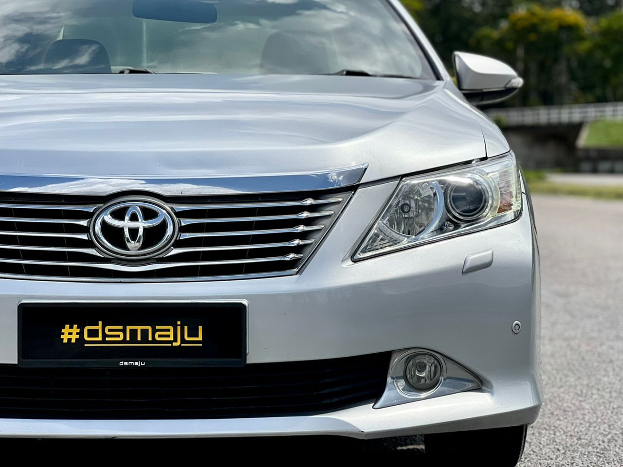 Toyota Camry E