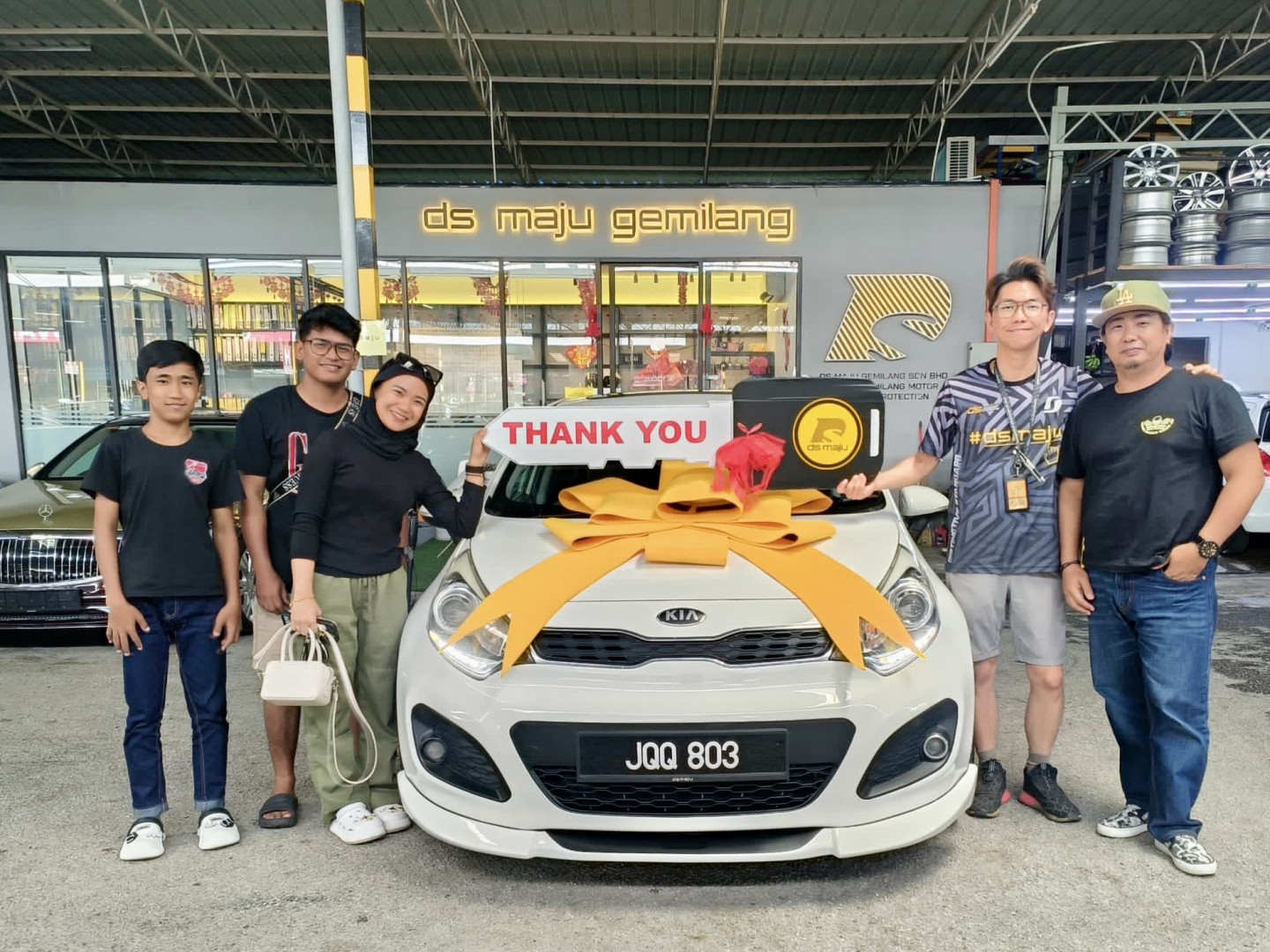 Kia Rio : DEALER FAST RESPOND AND KIND,always help anything needed…tq so much to KC CHIN DS MAJU GEMILANG..