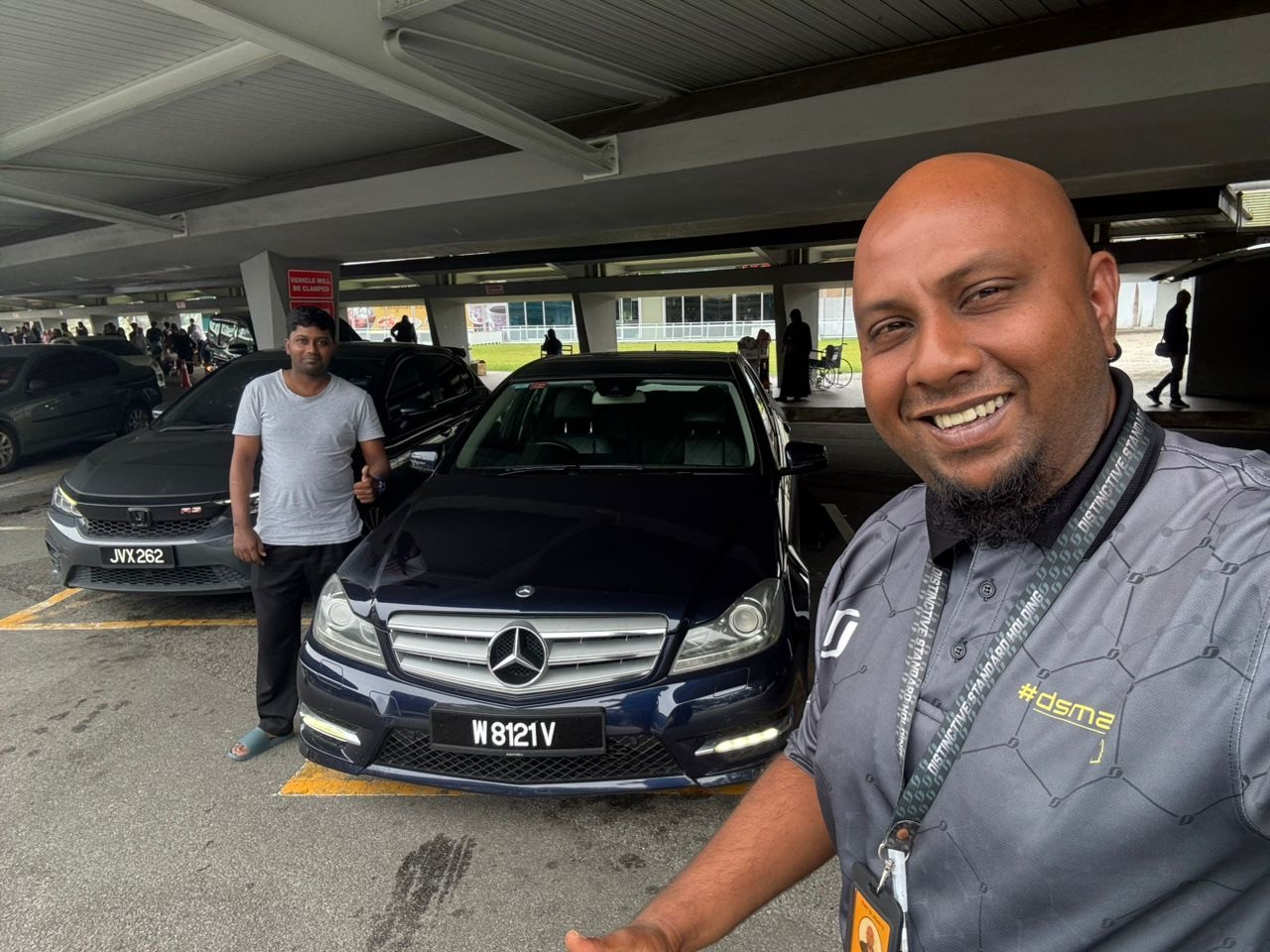 Mercedes-Benz C200 : Paul the best dealer. Sent my car to JB personally. Seriously very A class costomer service. 100% recomended.