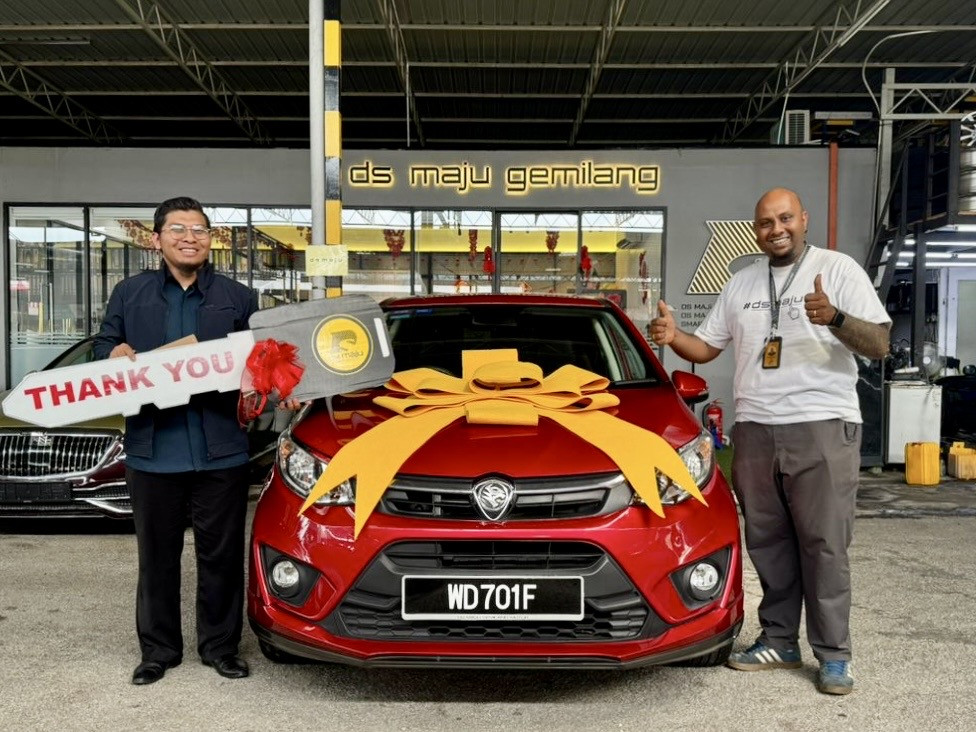 Proton Persona : Mr.Paul the best salesman,best service and recommended choose DS Maju Gemilang Motor