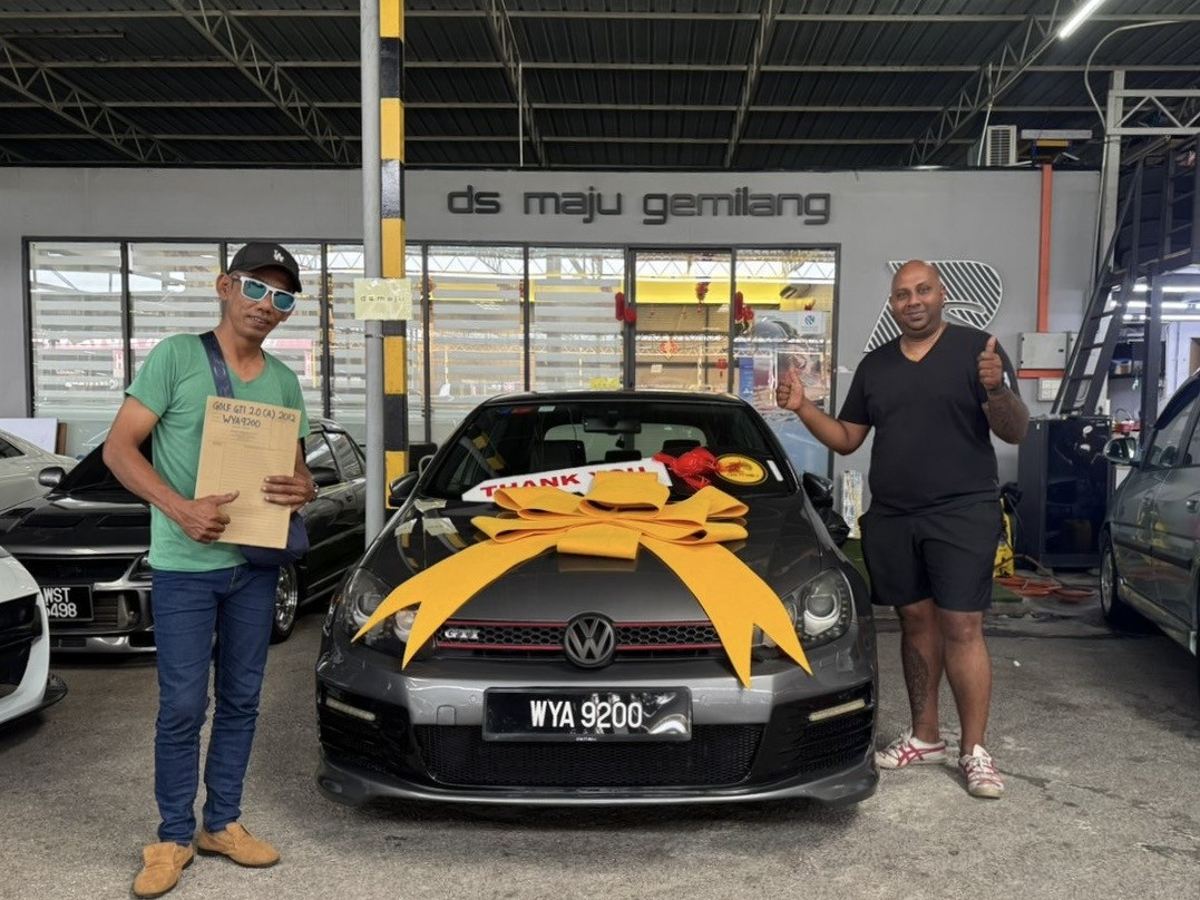 Volkswagen Golf : Very good price and good condition,,,thanks brother POUL KUMAR,,,SERVISE 100% FROM JB I COME TO MEET U BRO THANKS ALOT BRO......