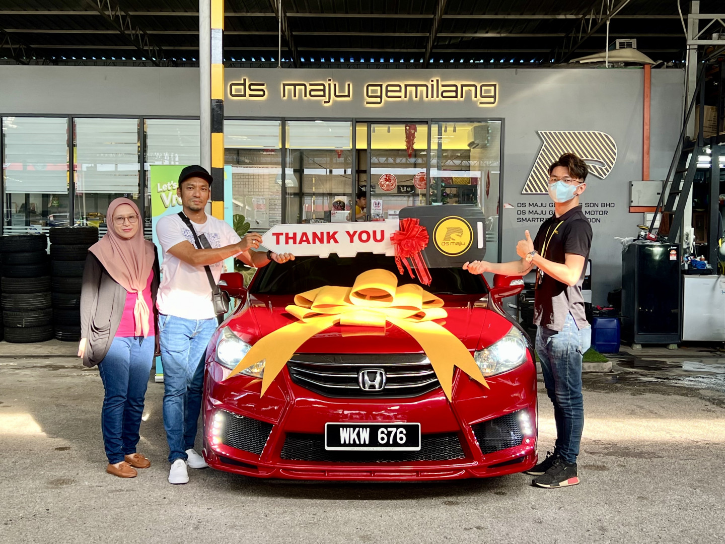 Honda Accord : kedai kereta terbaik dengan servis dari salesman yg cukup tip top.... tq so much Mr kc kerana memberi layanan first class.....